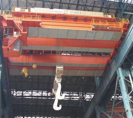 Crane Ffowndri Crane 30t Ffowndri Beam Dwbl